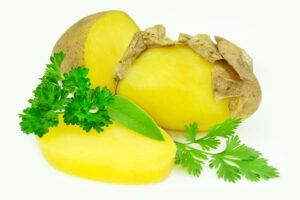 Potatoes boiled in their jacket and herbs